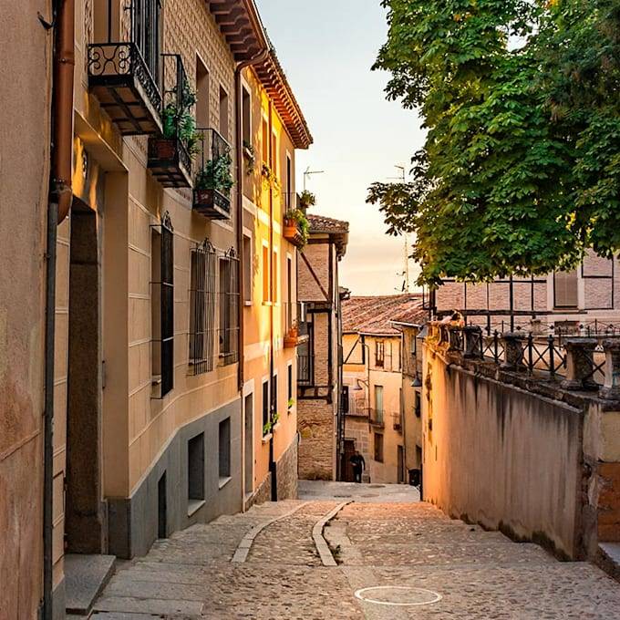 Barrios Populares en España: Una Guía por Ciudad